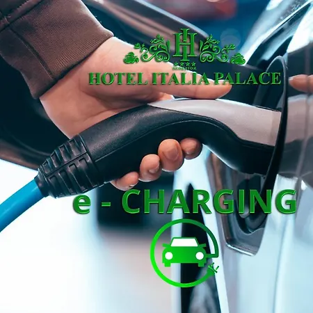 Italia Palace 4*