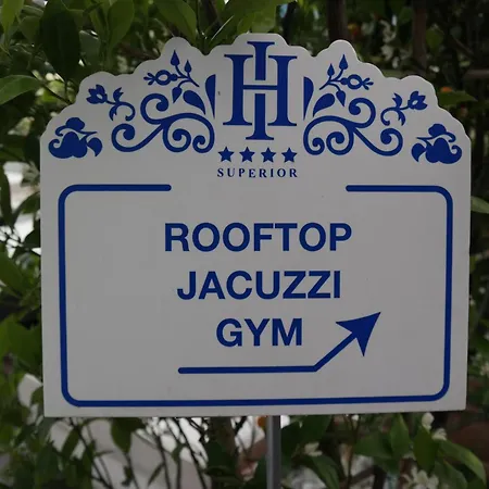 Italia Palace מלון