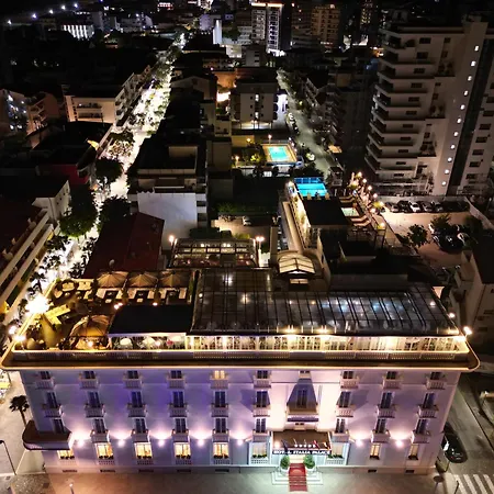 Italia Palace מלון 4*