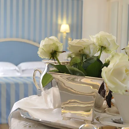 Italia Palace Линьяно-Саббьядоро