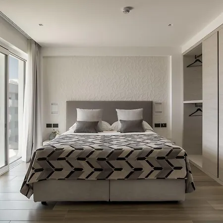 Italia Palace 4* Линьяно-Саббьядоро