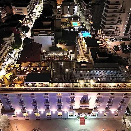 فندق Italia Palace 4*