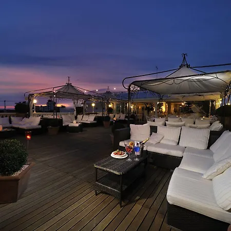 מלון Italia Palace 4*