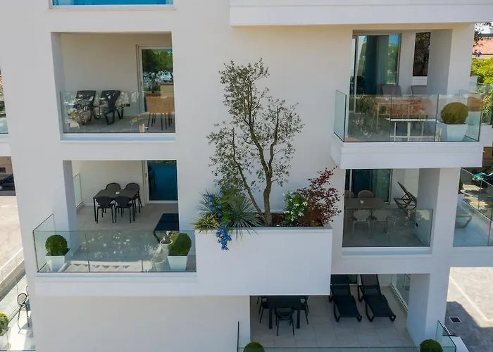 Italia Palace Szálloda