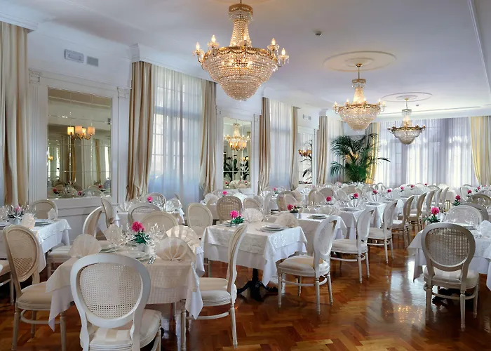 Italia Palace Szálloda 4*