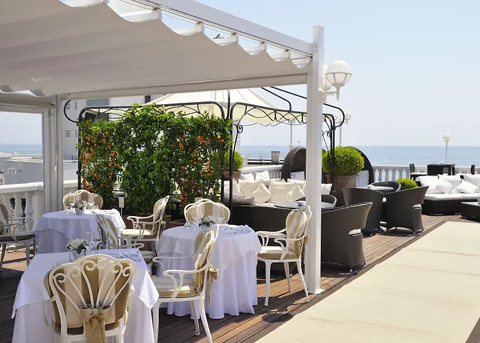 Hotell Italia Palace